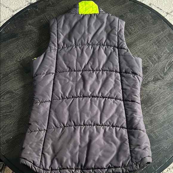 Under Armour Puffer Vest - Gray and Neon Yellow - Picture 4 of 4
